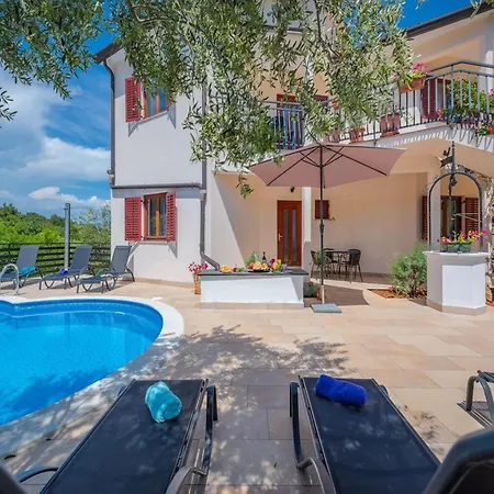 아파트 In With Sea View & Pool Drenje (Istria)