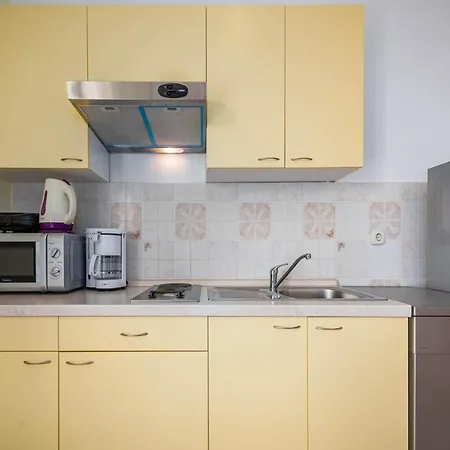 Apartamento In With Sea View & Pool