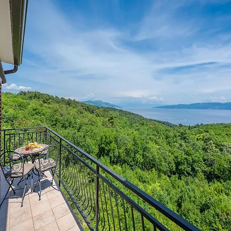 In With Sea View & Pool * Drenje (Istria)